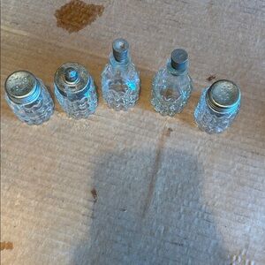 Glass Salt and Pepper Shaker Set